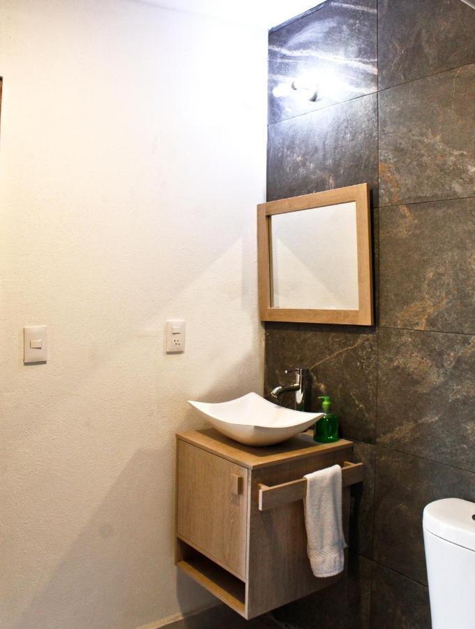 Suites Ciento 37 León Exteriör bild