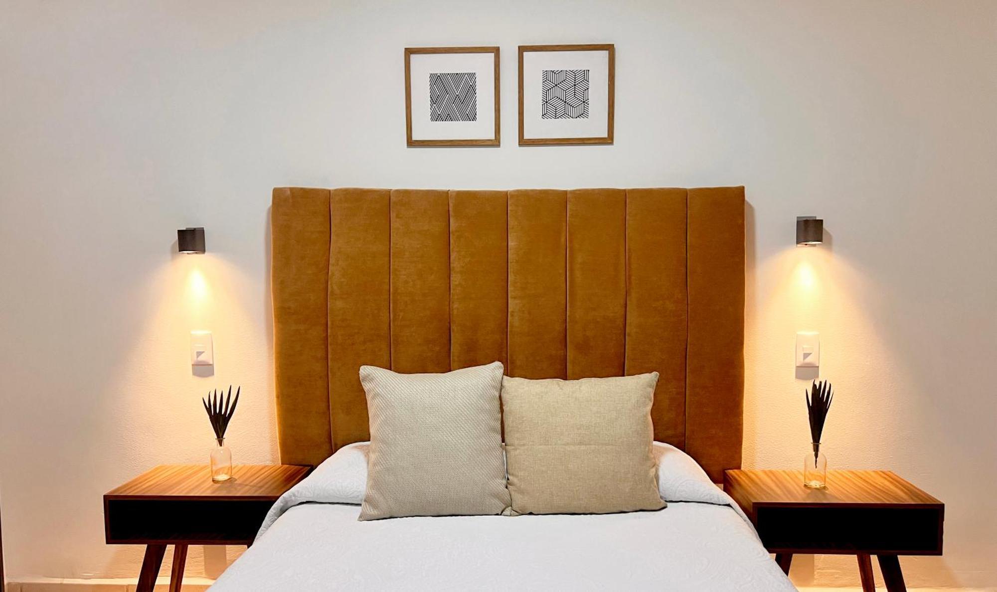 Suites Ciento 37 León Exteriör bild