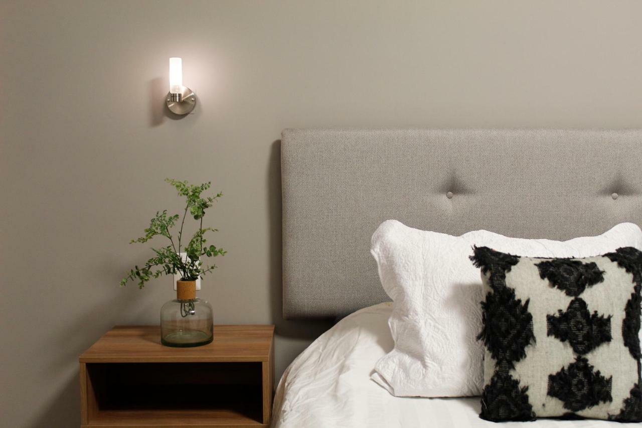 Suites Ciento 37 León Exteriör bild