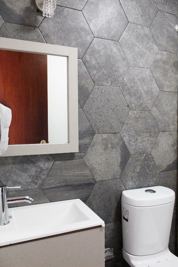 Suites Ciento 37 León Exteriör bild