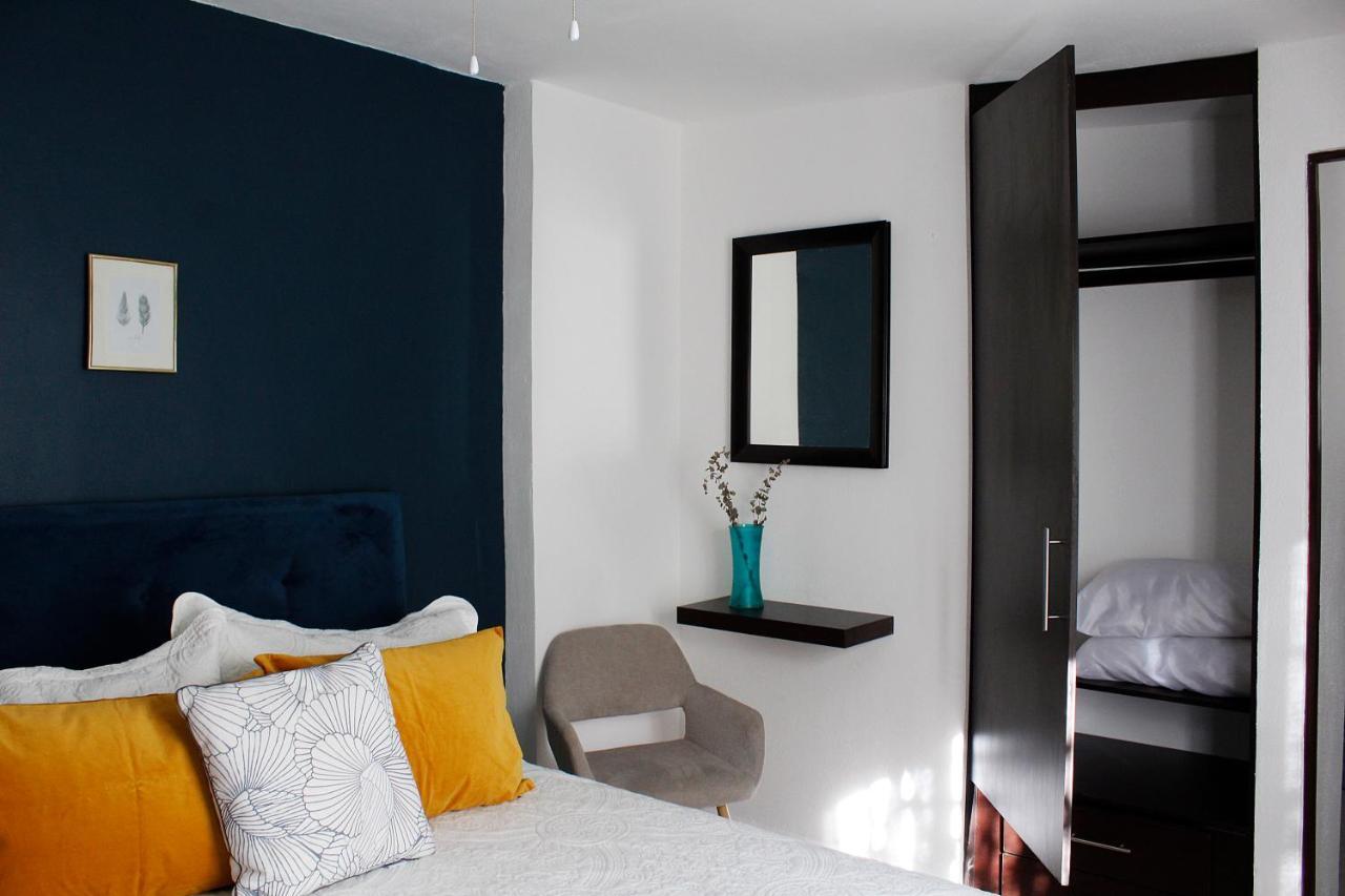 Suites Ciento 37 León Exteriör bild