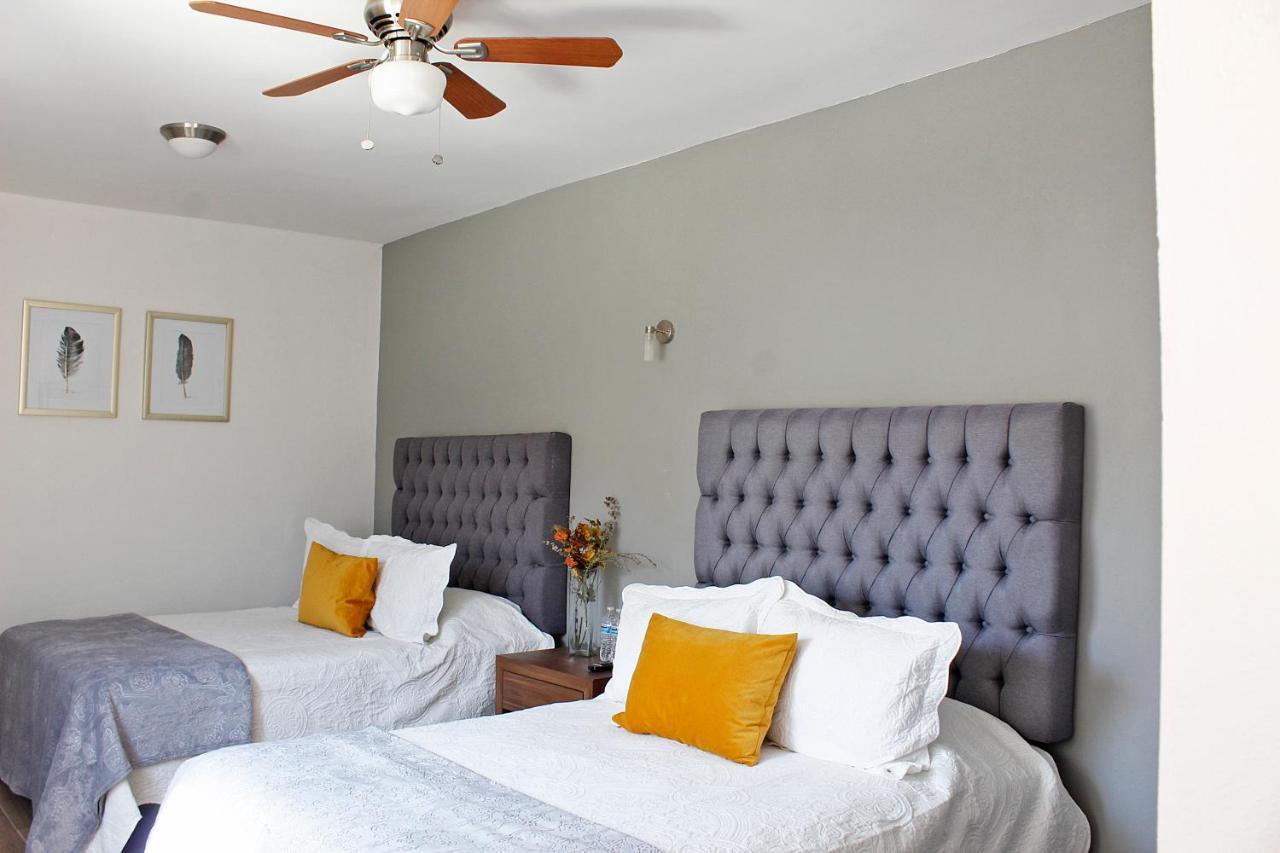 Suites Ciento 37 León Exteriör bild